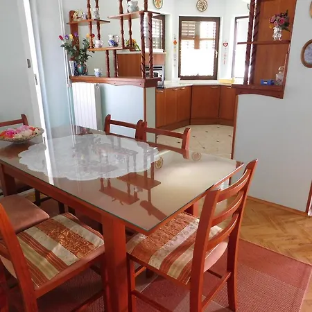 Apartments Blazevic Pula Exterior photo